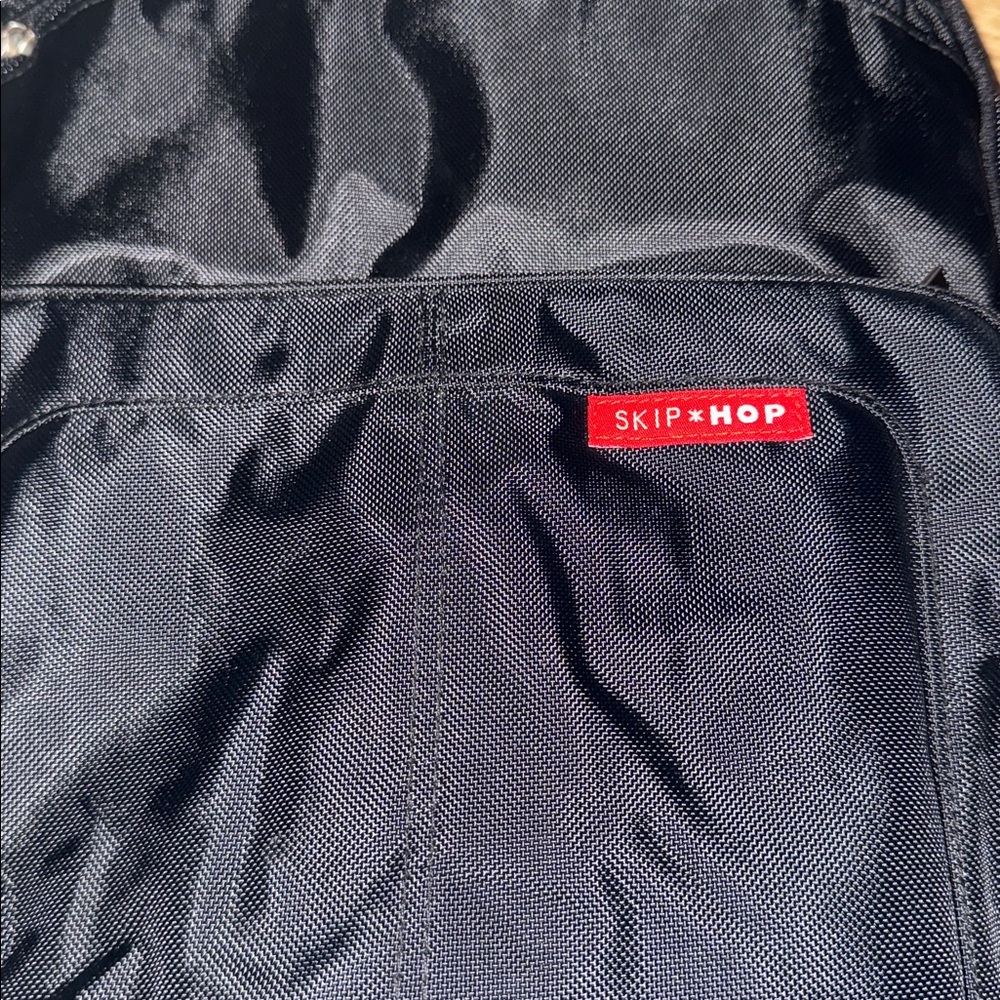 Skip Hop Jet Black  via  diaper Backpack NWT - Picture 5 of 13